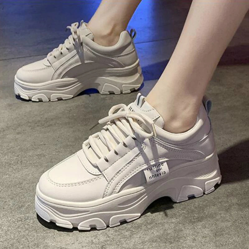 Luxury Brand Shoes Women Flats Fashion Sneaker Flat Platform Shoes Solid Breathable Casual Lace-Up Zapatos Mujer High Quality